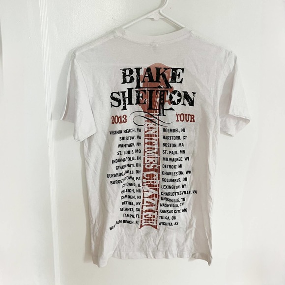 Blake Shelton 2013 Ten Times Crazier Concert Tour shirt - Picture 1 of 4